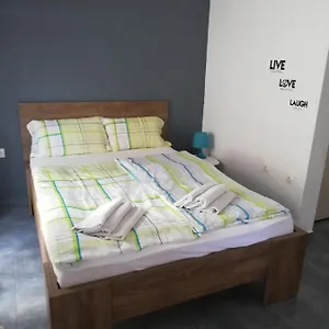  Apartment By The Sea,neoi Epivates Beach, Thessaloniki